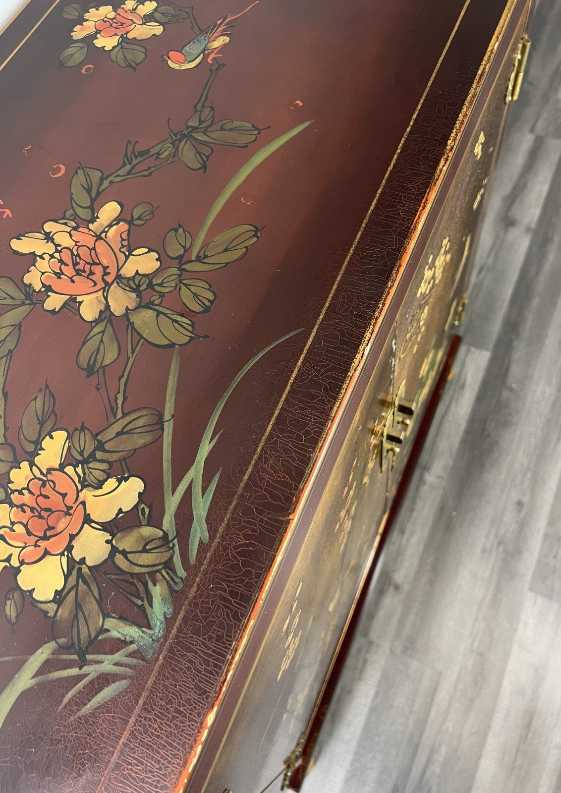 Cabinet Vintage Chinese Hand Painted Floral Bird Lacquer Sideboard LOT 439617