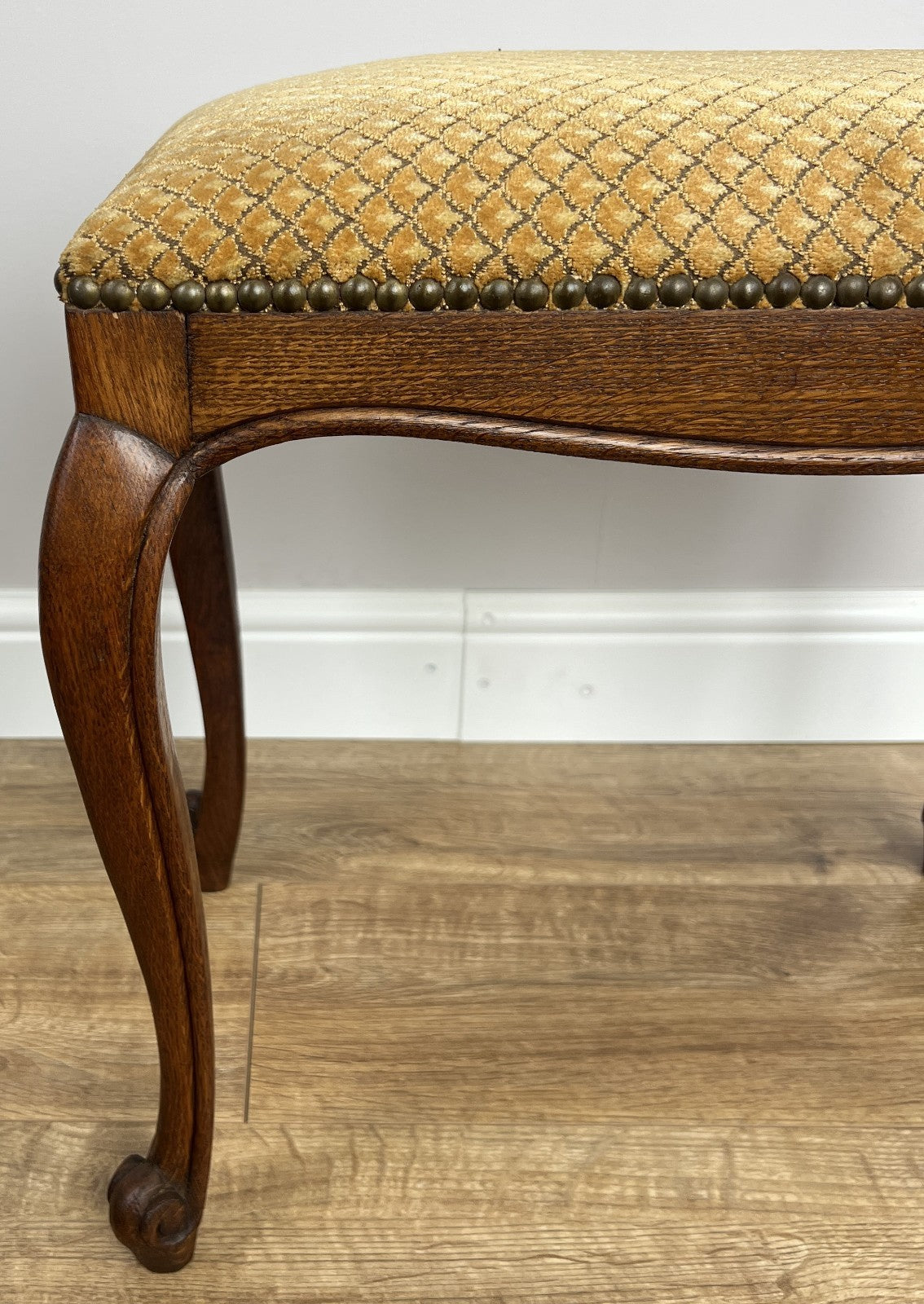 Footstool Vintage French Louis Style Oak Upholstered Stool Bench LOT 48635