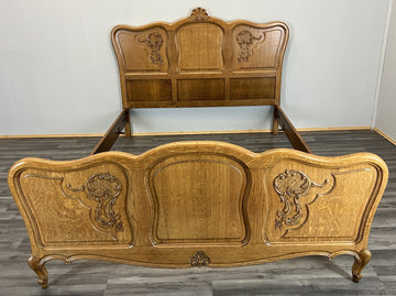 Bed Vintage French Louis XVI Double Bed Frame Oak Carved Headboard LOT 46150