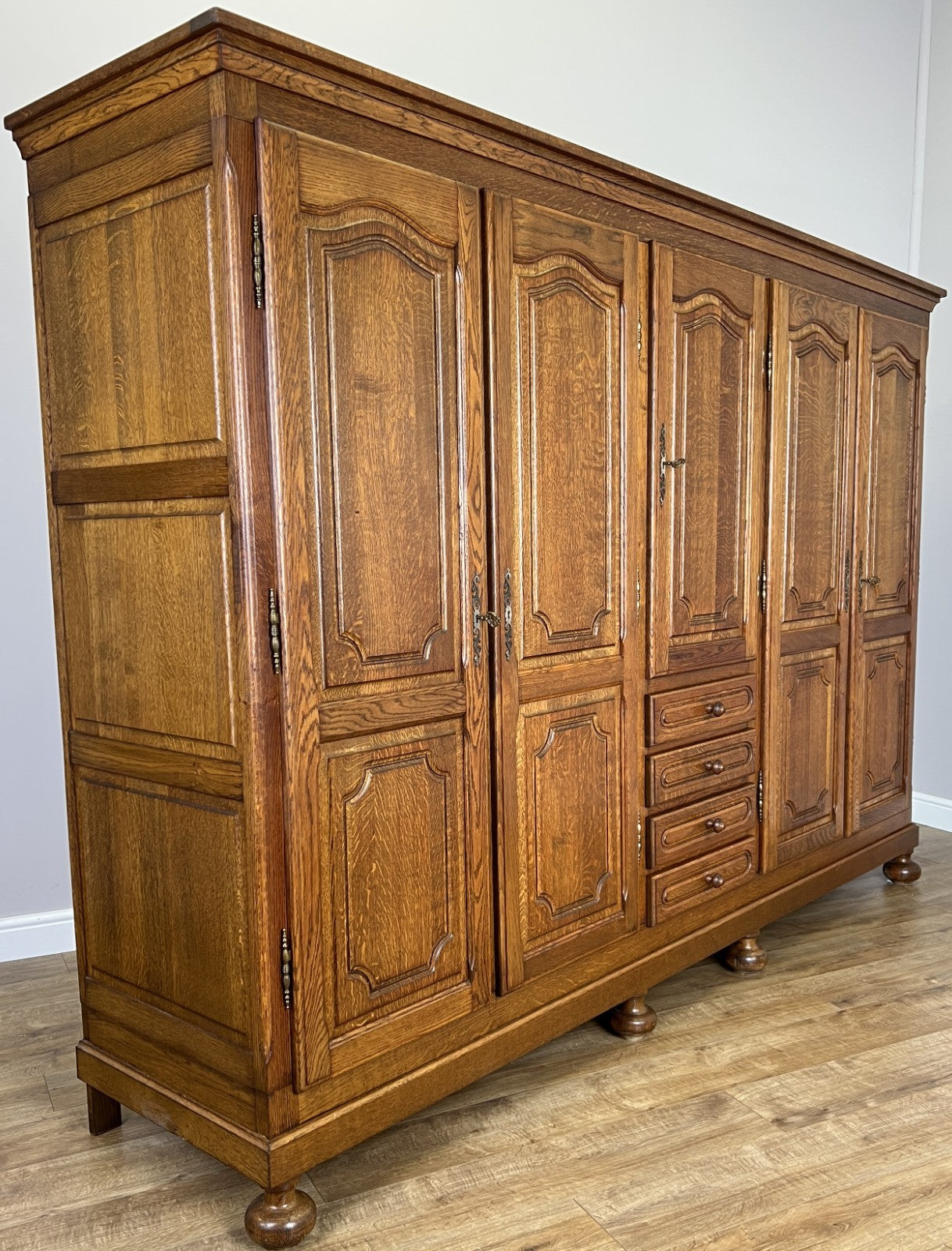 Wardrobe Vintage French Style Five Door Oak Carved Armoire Cabinet LOT 61292