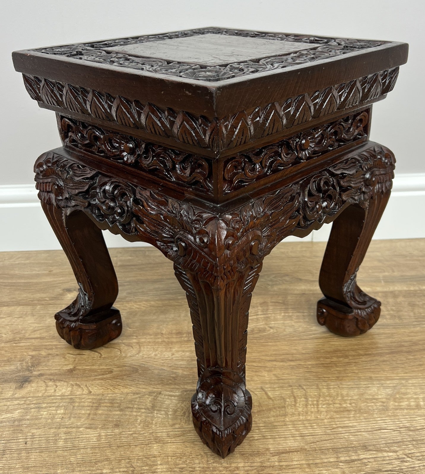 Plant Stand Vintage Chinese Style Mahogany Carved Table LOT 49643