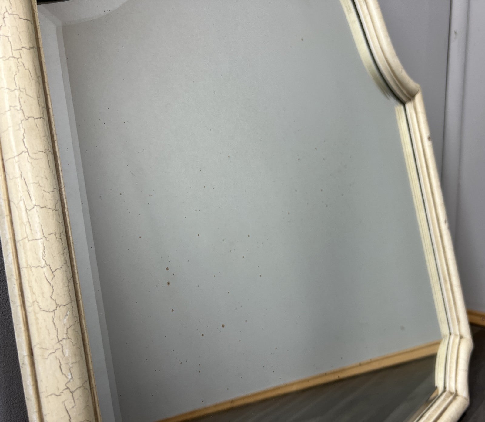 Vintage French Cream Wall Mirror Carved Ornate Shell Crest Frame LOT 43558