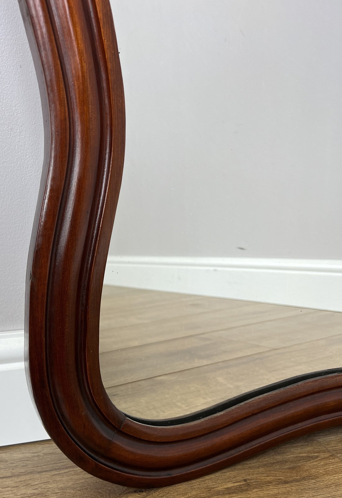 Mirror Antique French Style Walnut Carved Decorative Frame Wall Mirror LOT 63404
