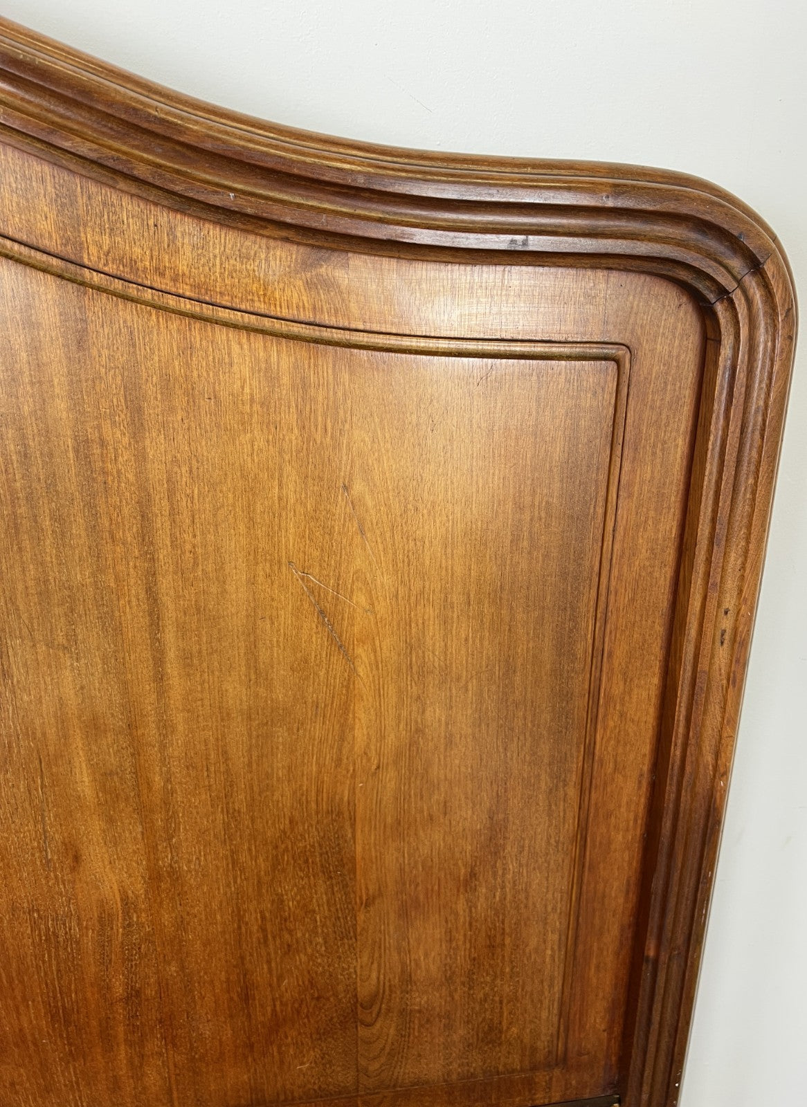 Bed Antique French Style Double Bed Frame Walnut Carved Headboard LOT 640710