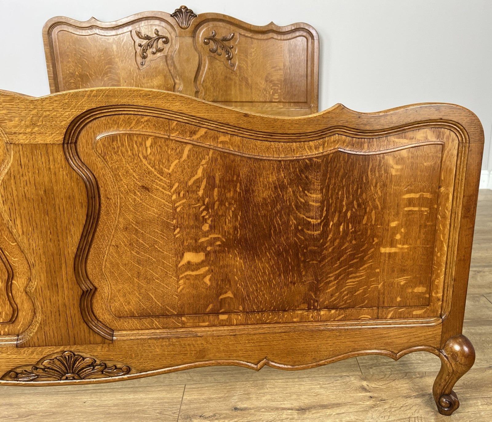 Bed Vintage French Louis XVI Double Bed Frame Oak Carved Headboard LOT 49135