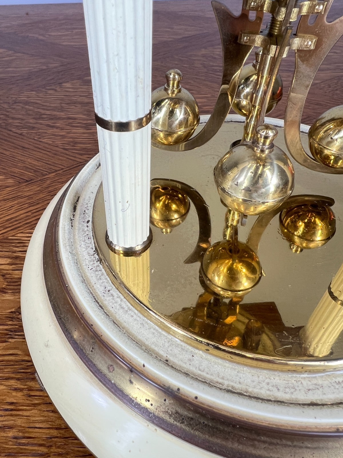 Clock Kern Vintage Style Glass Dome Brass Anniversary Clock LOT 46746