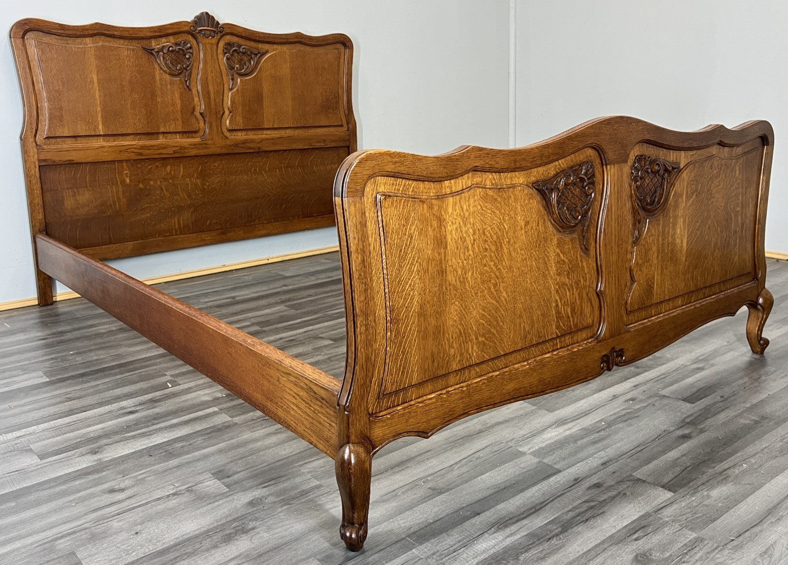 Bed Vintage French Louis XVI Double Bed Frame Oak Carved Headboard LOT 45861