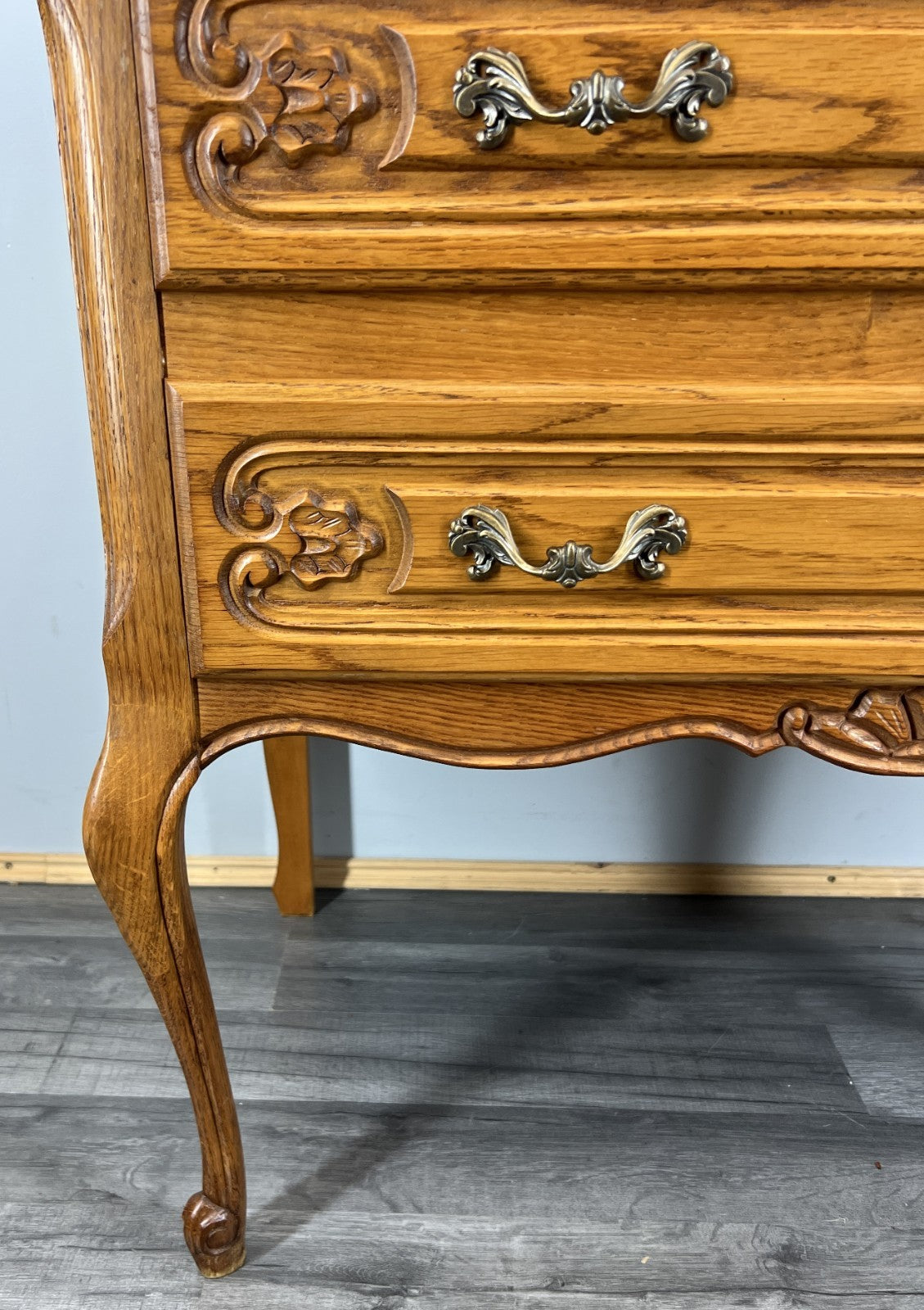Chest of Drawers Vintage French Louis Oak 2 Drawers Ornate Cabinet LOT 44384