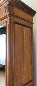 Wardrobe Antique French Style Oak Three Door Carved Mirrored Armoire LOT 623117