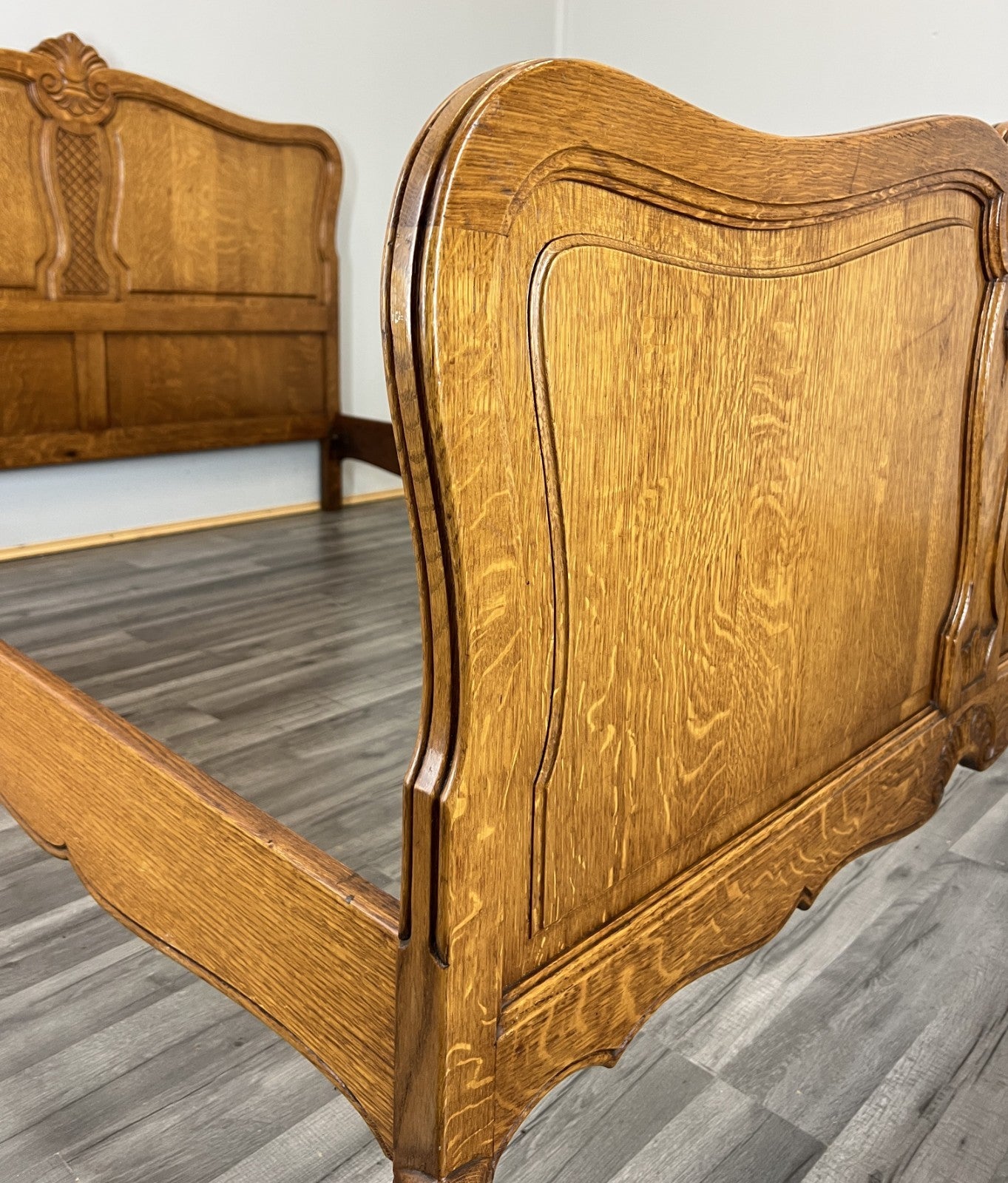 Bed Vintage French Louis XVI Double Bed Frame Oak Carved Headboard LOT 45888