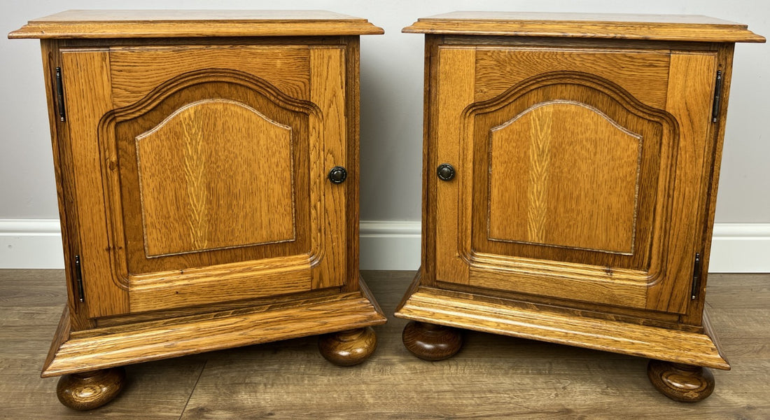 Pair of Bedside Tables Vintage French Style Nightstands Carved Cabinets LOT 62150