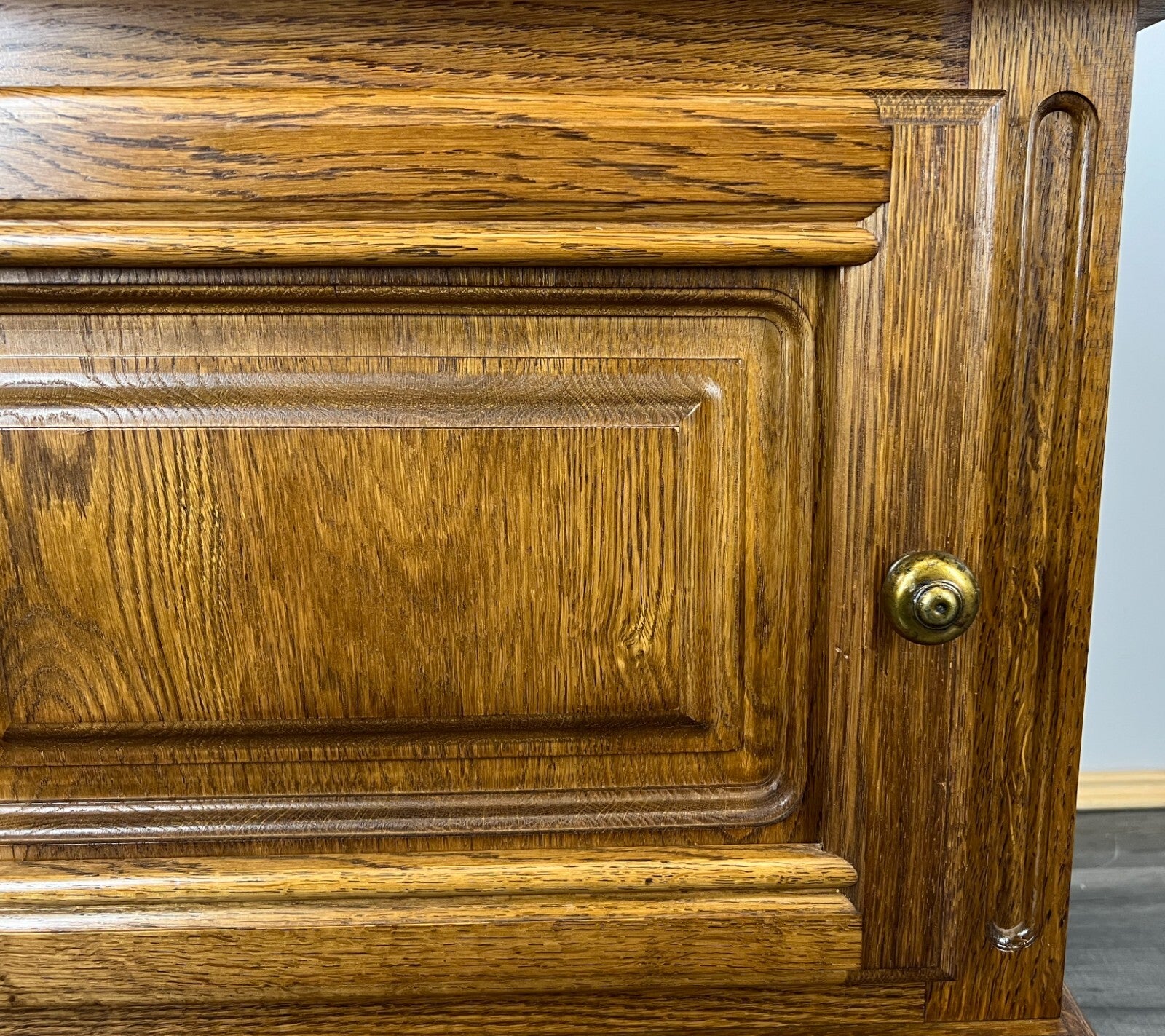 Pair of Bedside Tables Vintage French Style Cupboards Carved Cabinets LOT 28975