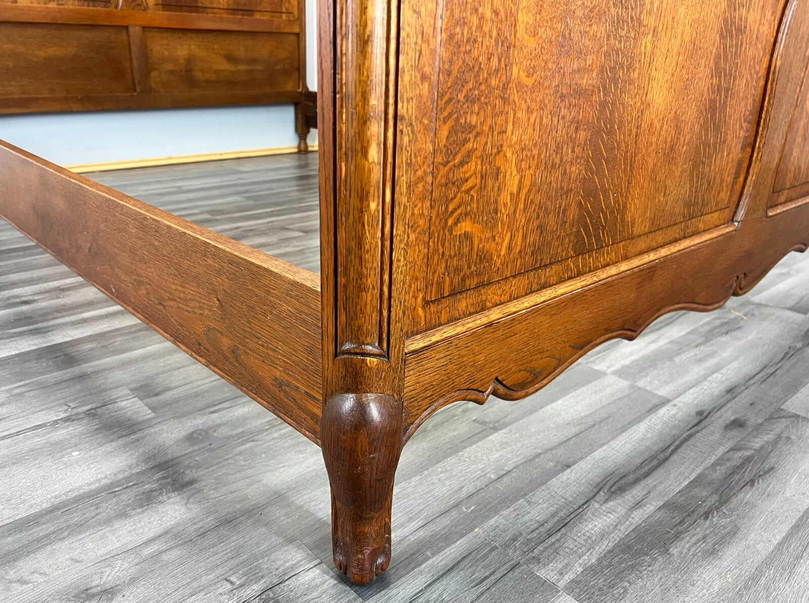 Bed Vintage French Louis XVI Oak Double Bed Frame Carved Headboard LOT 37888