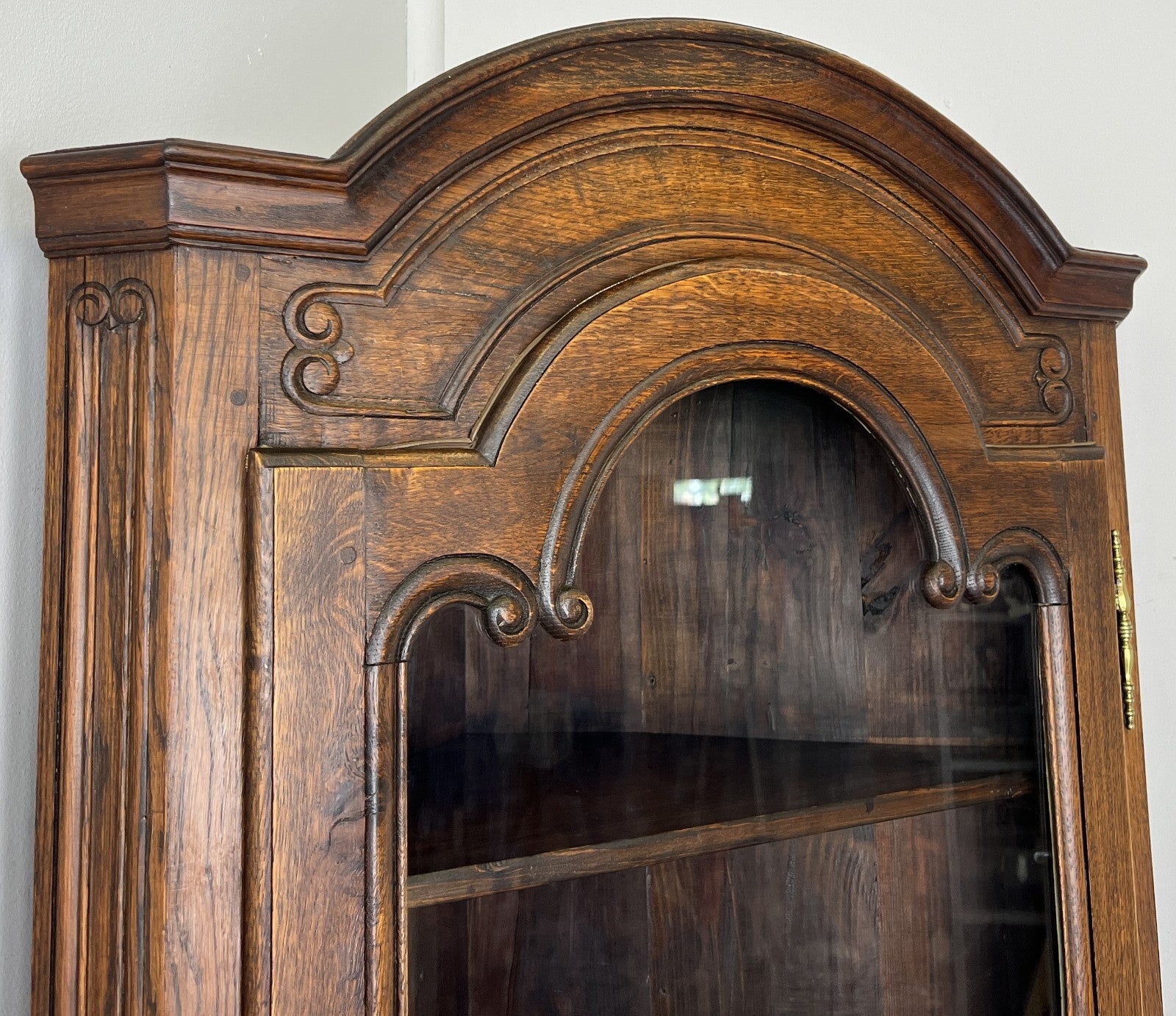 Bookcase Vintage French Style Oak Display Cabinet Carved Sideboard LOT 62623