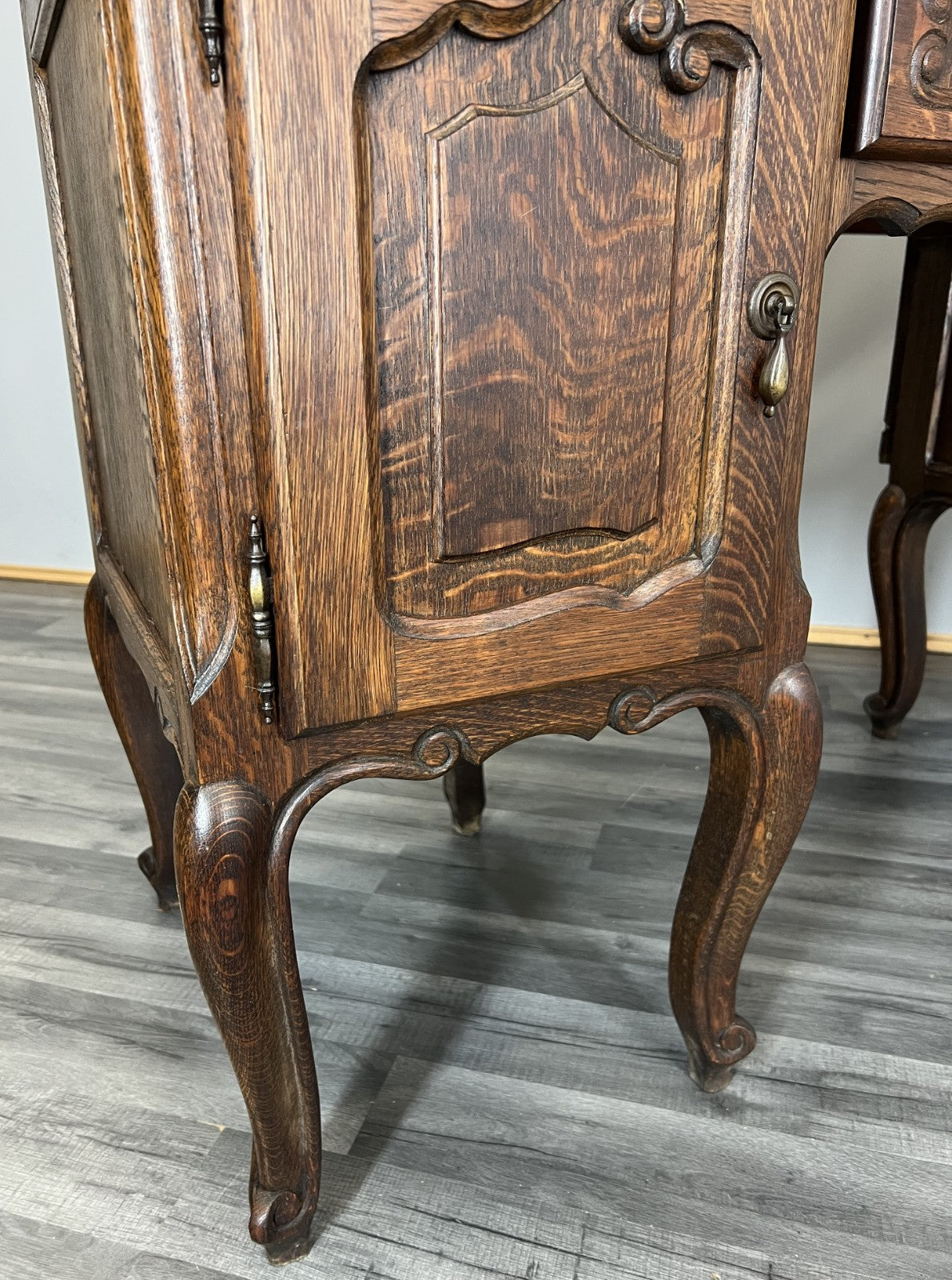 Vintage Dressing Table with Mirror French Louis Oak Vanity Table Makeup LOT 451912