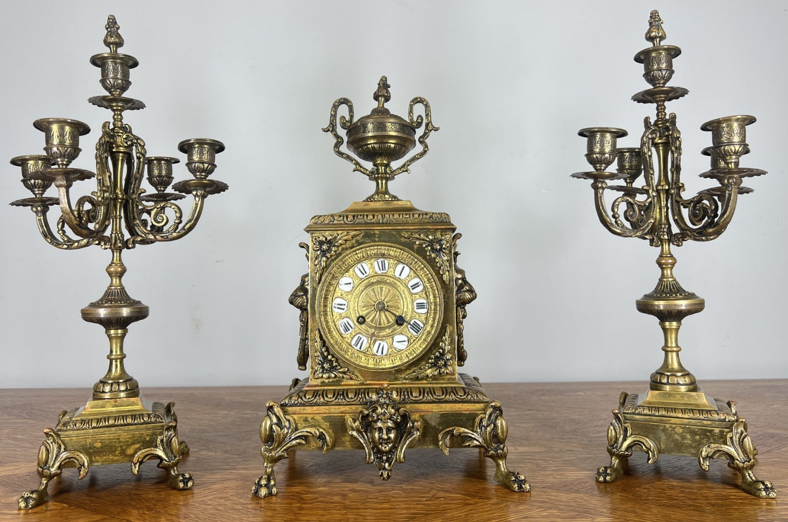 Clock Vintage French Style Clock Garniture with Candelabras LOT 46611