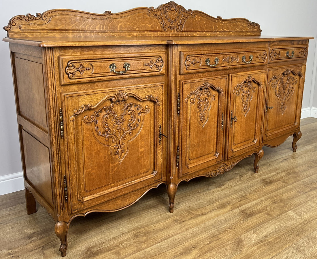 Sideboard Vintage French Louis XIV Style Oak Buffet Cabinet Cupboard LOT 48910