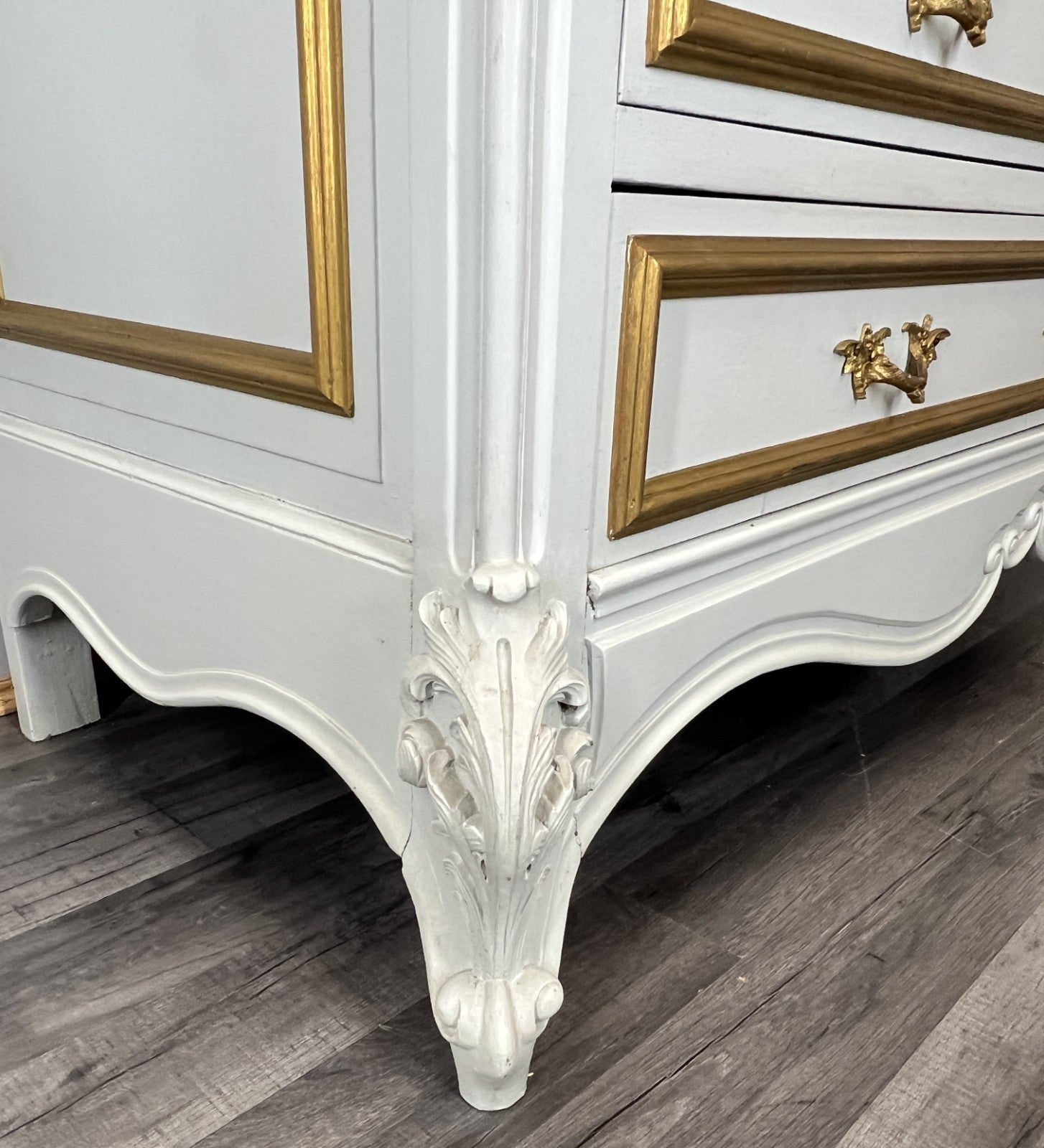 Chest of Drawers Vintage French Shabby Chic 3 Drawers Carved Cabinet LOT 45559