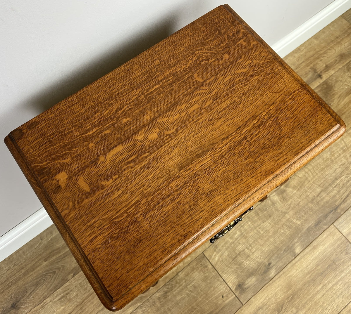 Bedside Table Vintage French Louis Style Oak Nightstand Carved Cabinet LOT 63018