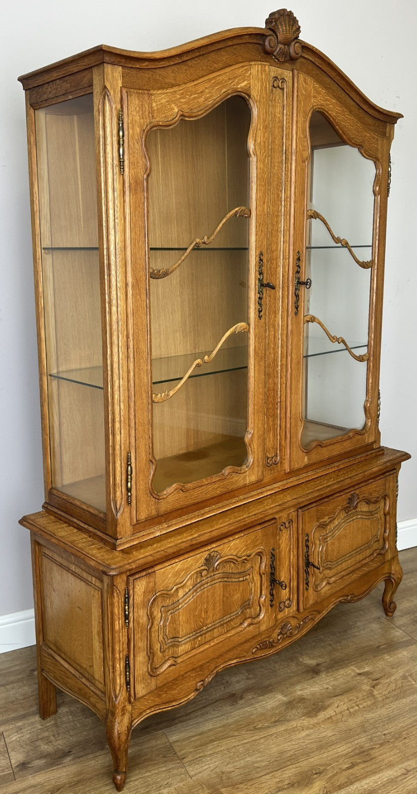 Bookcase Vintage French Louis XIV Style Oak Glazed Display Cabinet LOT 6490