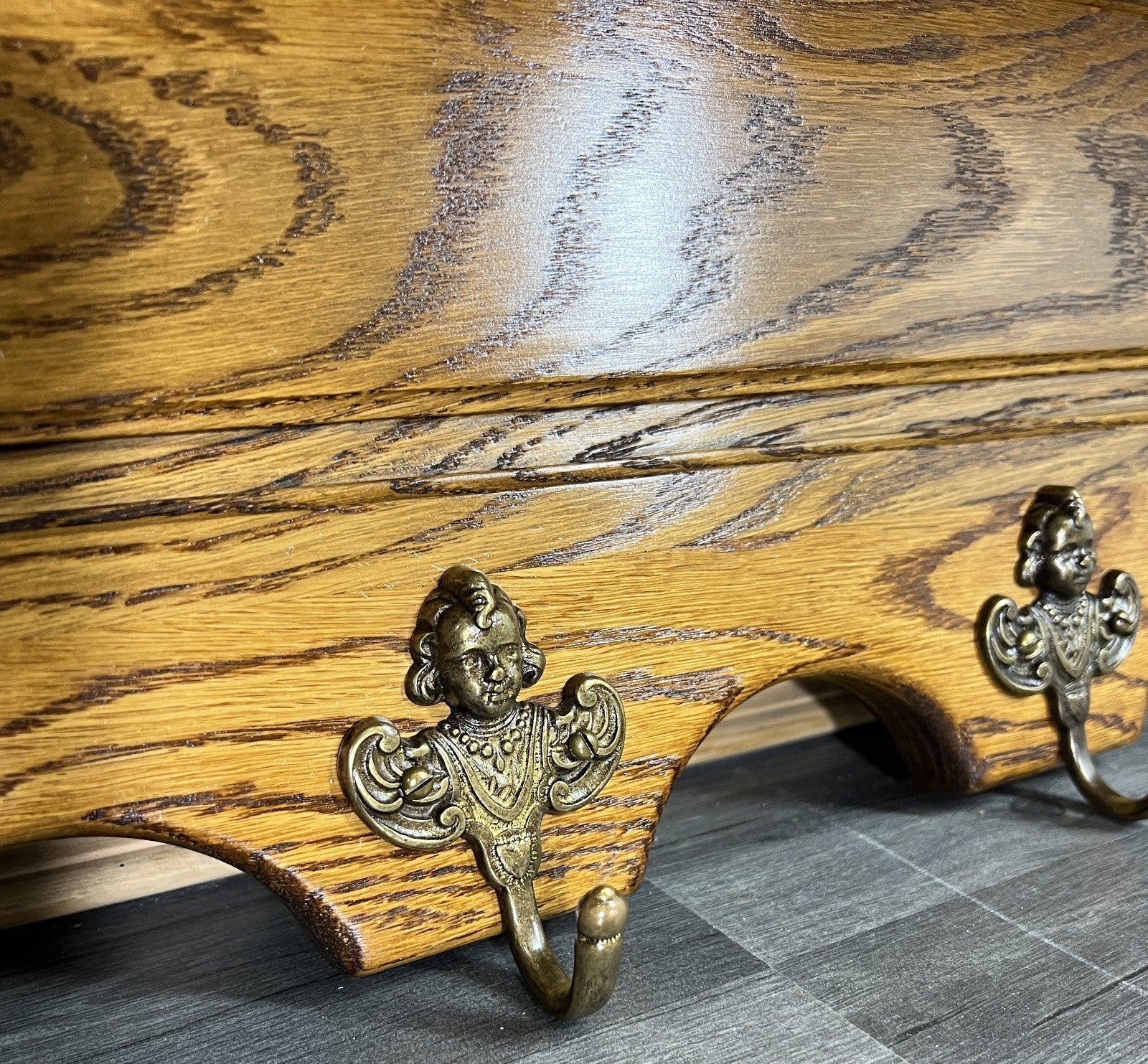 French Vintage Style Coat Rack Oak 5 Hooks Ornate Wall Shelf Coat LOT 47235