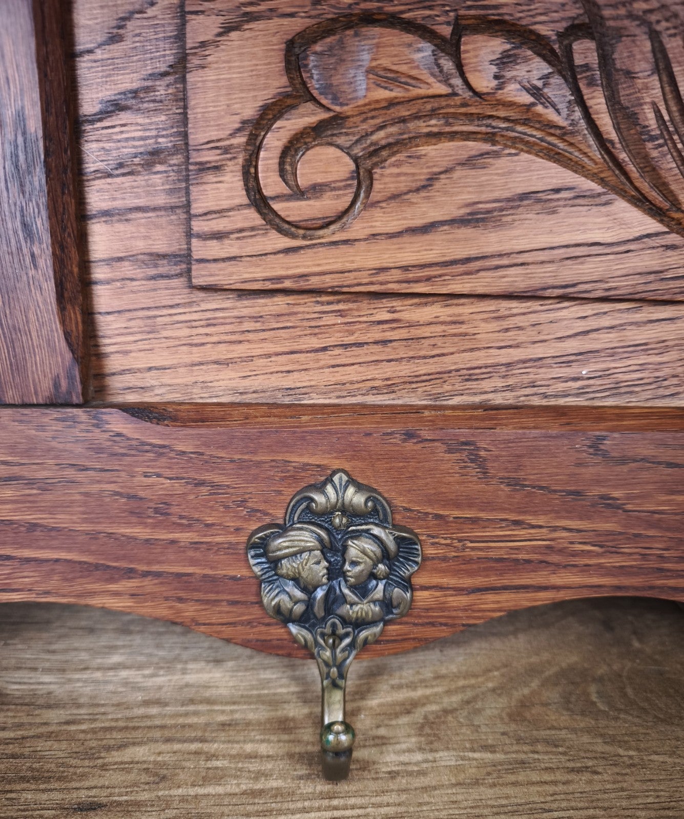 French Vintage Coat Rack Oak 7 Hooks Wall Shelf Carved Coat Hanger LOT 49925