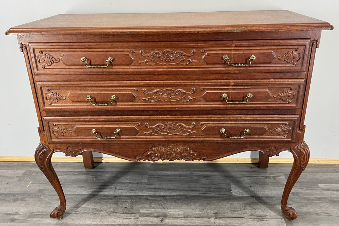 Chest of Drawers Vintage French Louis XVI Oak Carved 3 Drawer Cabinet LOT 43950