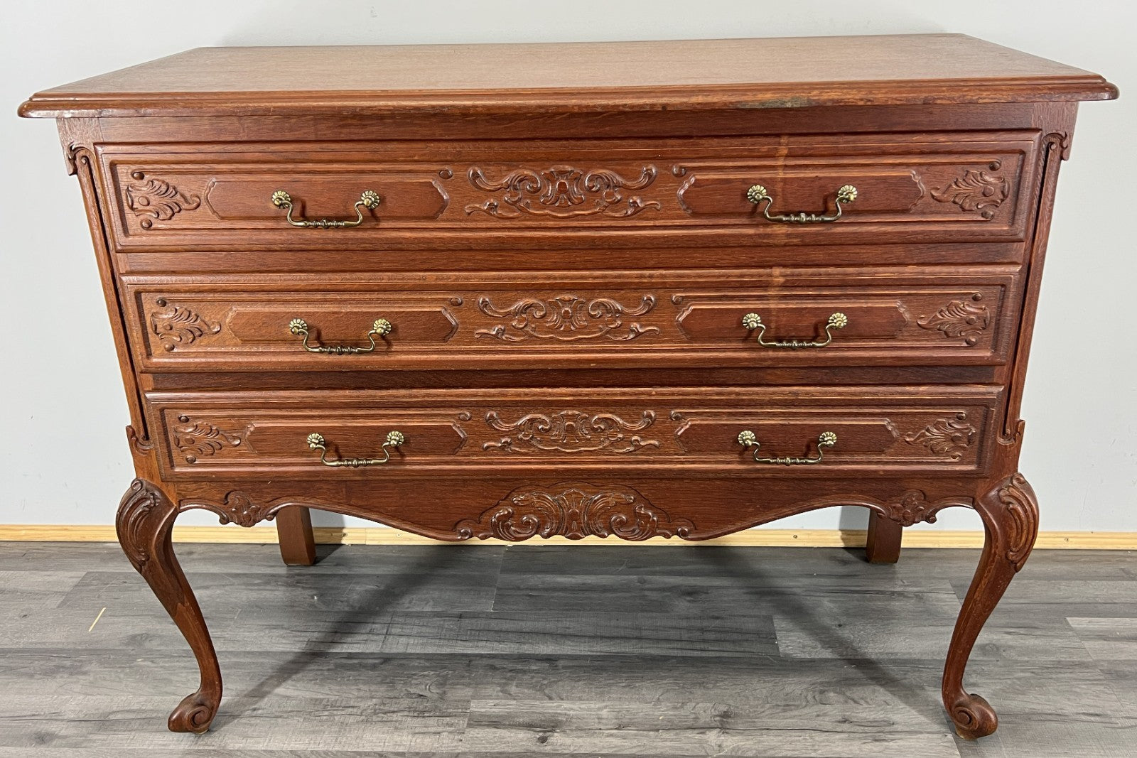 Chest of Drawers Vintage French Louis XVI Oak Carved 3 Drawer Cabinet LOT 43951