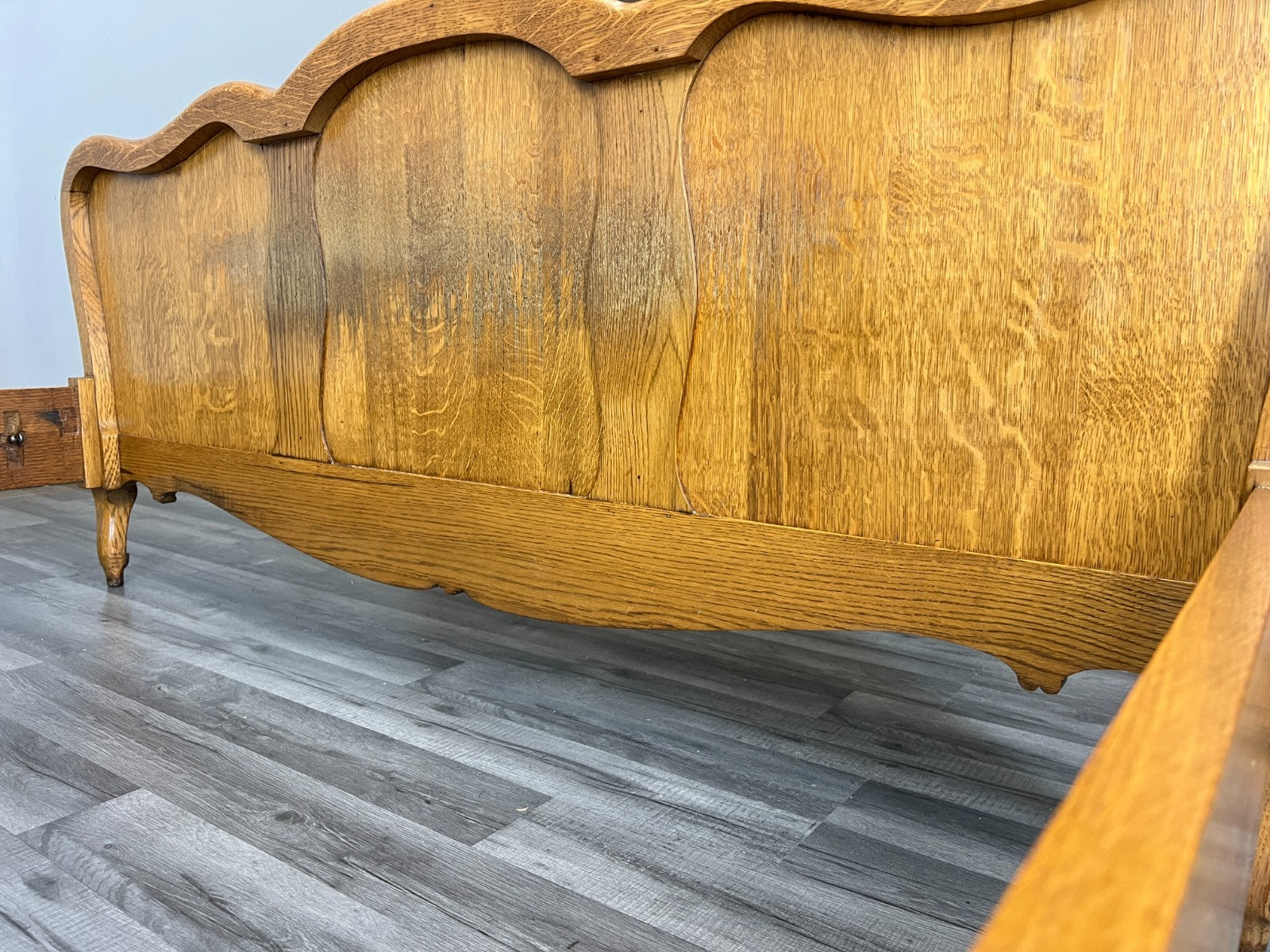 Bed Vintage French Louis XVI Double Bed Frame Oak Carved Headboard LOT 46159