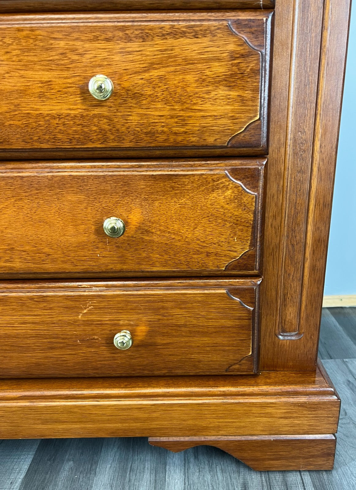 Chest of Drawers Vintage French Style Storage 4 Drawers Cabinet LOT 35985