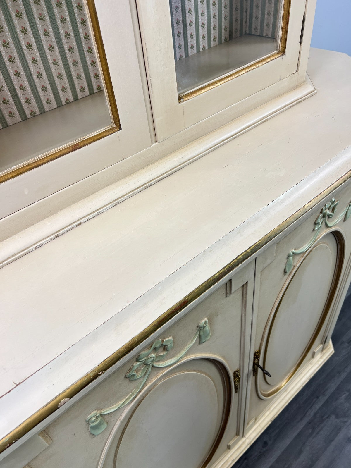 Display Cabinet Vintage French Style Shabby Chic Glazed Sideboard LOT 47929