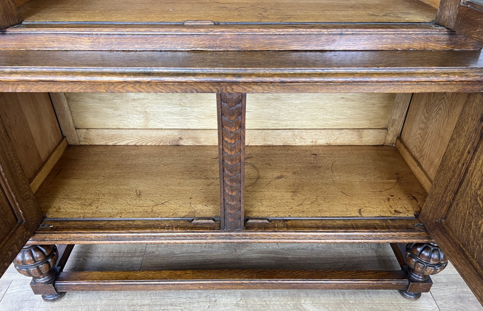 Bookcase Vintage French Oak Glazed Display Cabinet Carved Sideboard LOT 625711