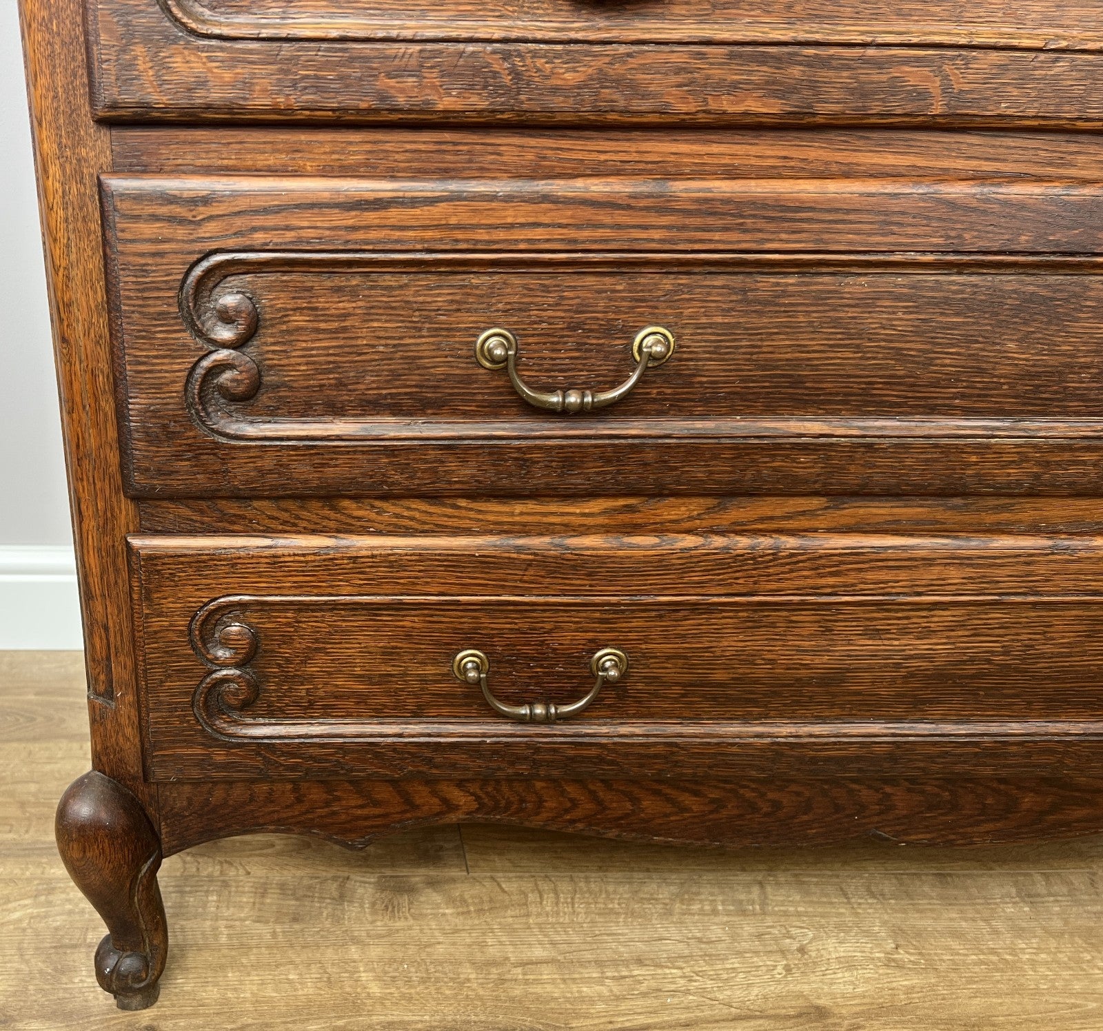 Chest of Drawers Vintage French Louis Oak 4 Drawers Carved Cabinet LOT 62694