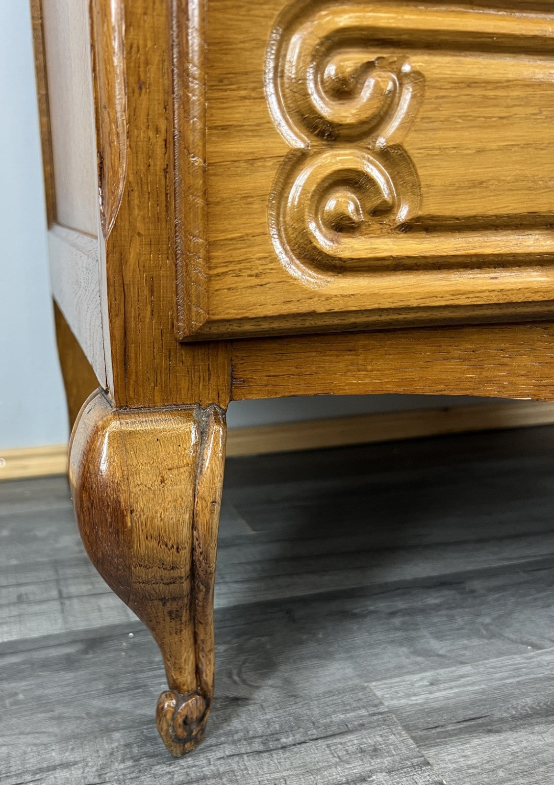 Chest of Drawers Vintage French Louis Oak Carved 4 Drawers Cabinet LOT 44545