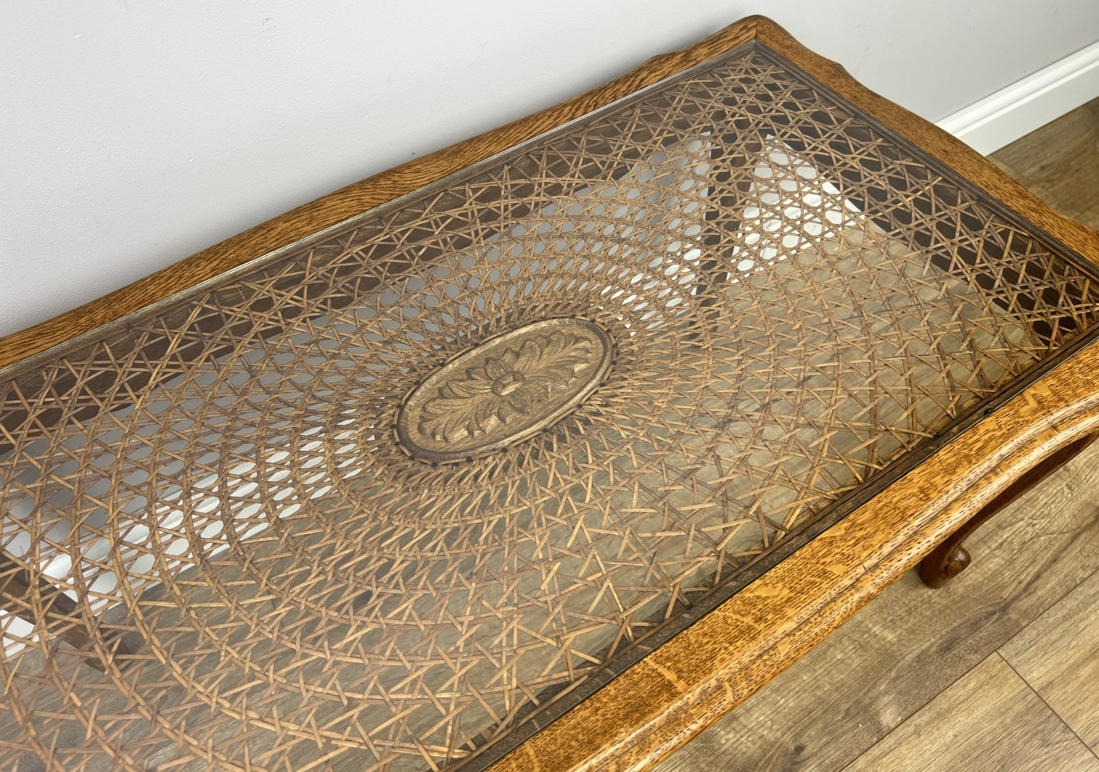 Coffee Table Vintage French Style Oak Carved Glass Top Side Table LOT 63109