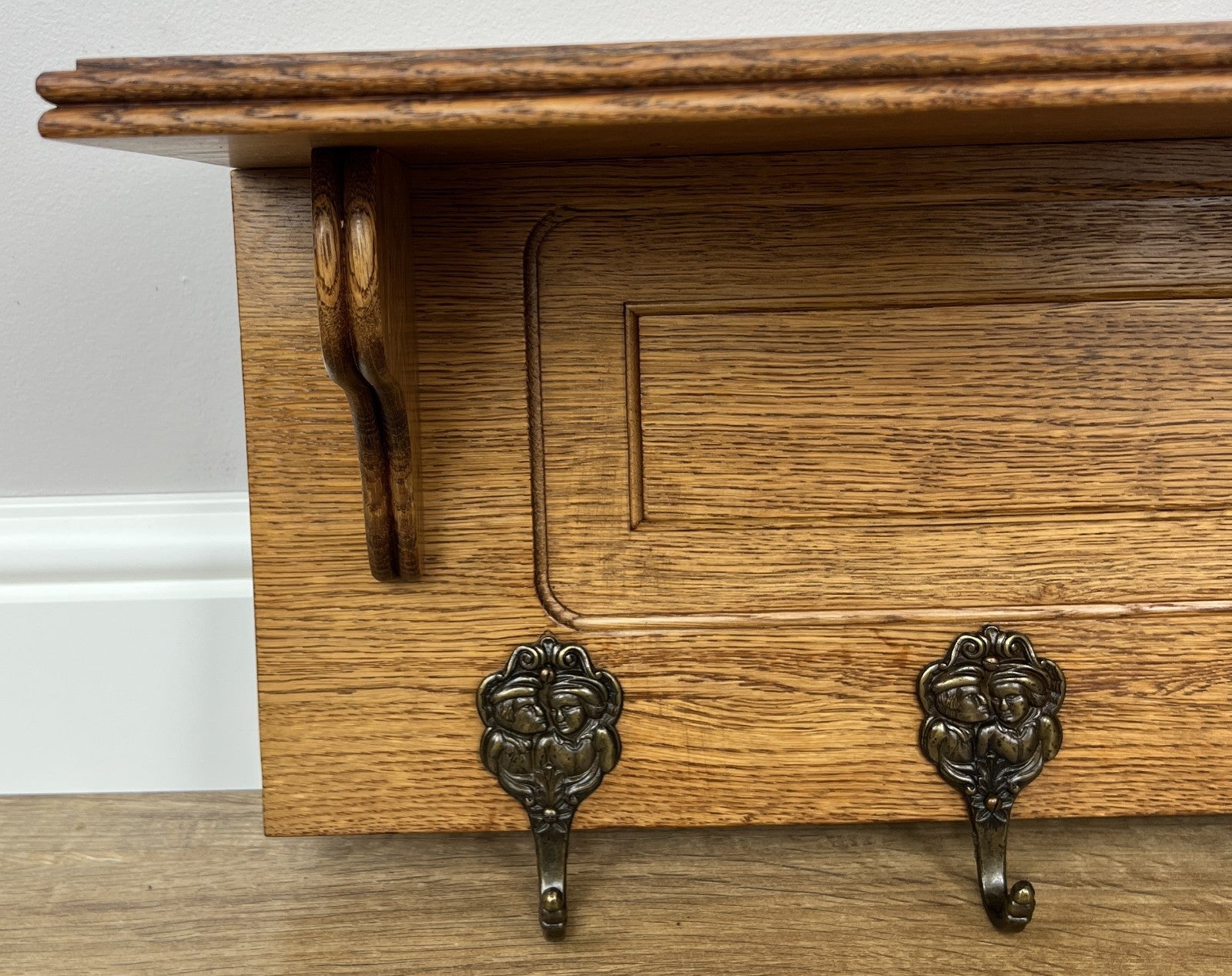 Coat Rack Vintage French Oak Wall Mounted 5 Hooks Carved Rack Hanger LOT 62035