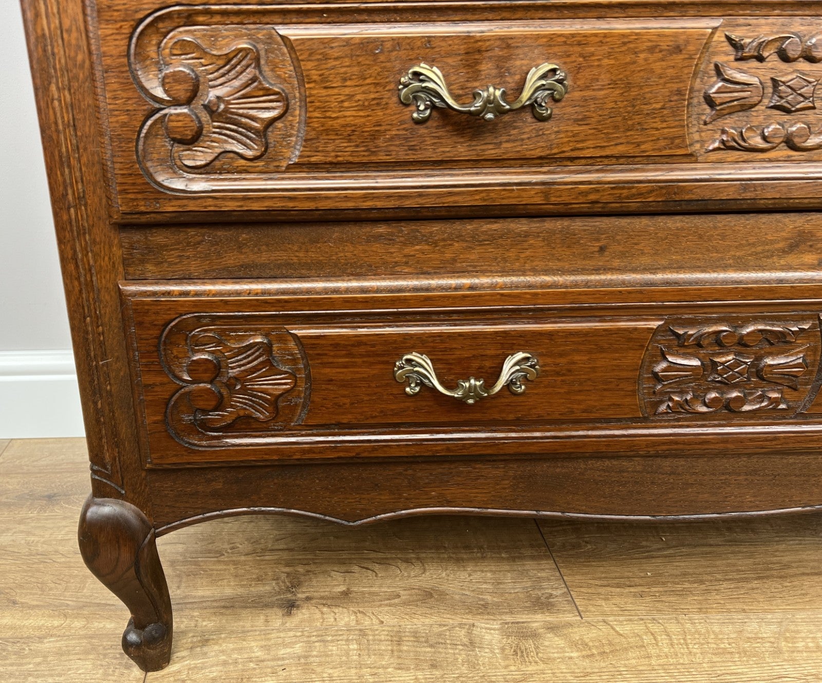 Chest of Drawers Vintage French Louis XVI Style Oak Carved Cabinet LOT 49204