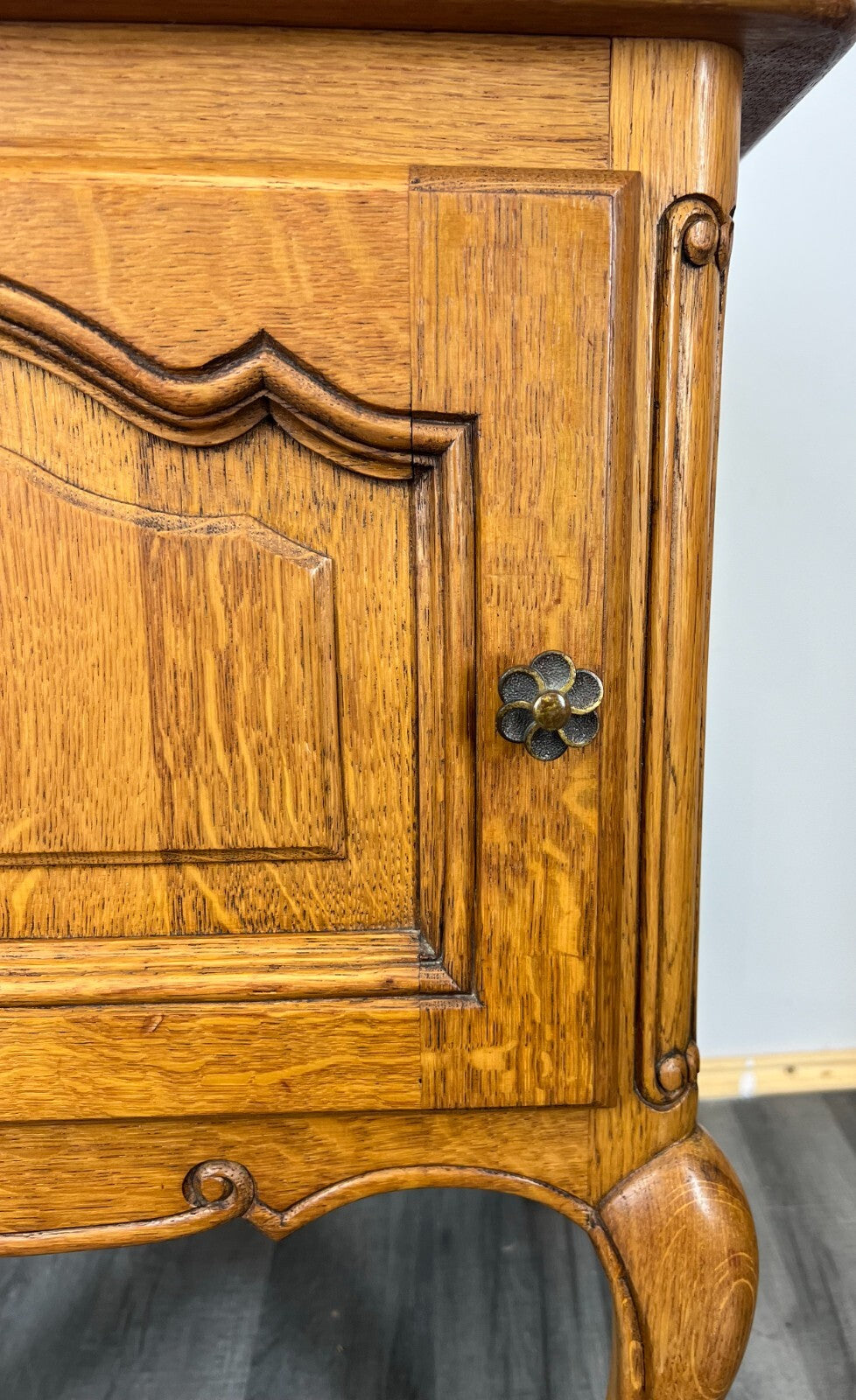 Pair of Bedside Tables Vintage French Style Louis Cupboards Cabinets LOT 28715