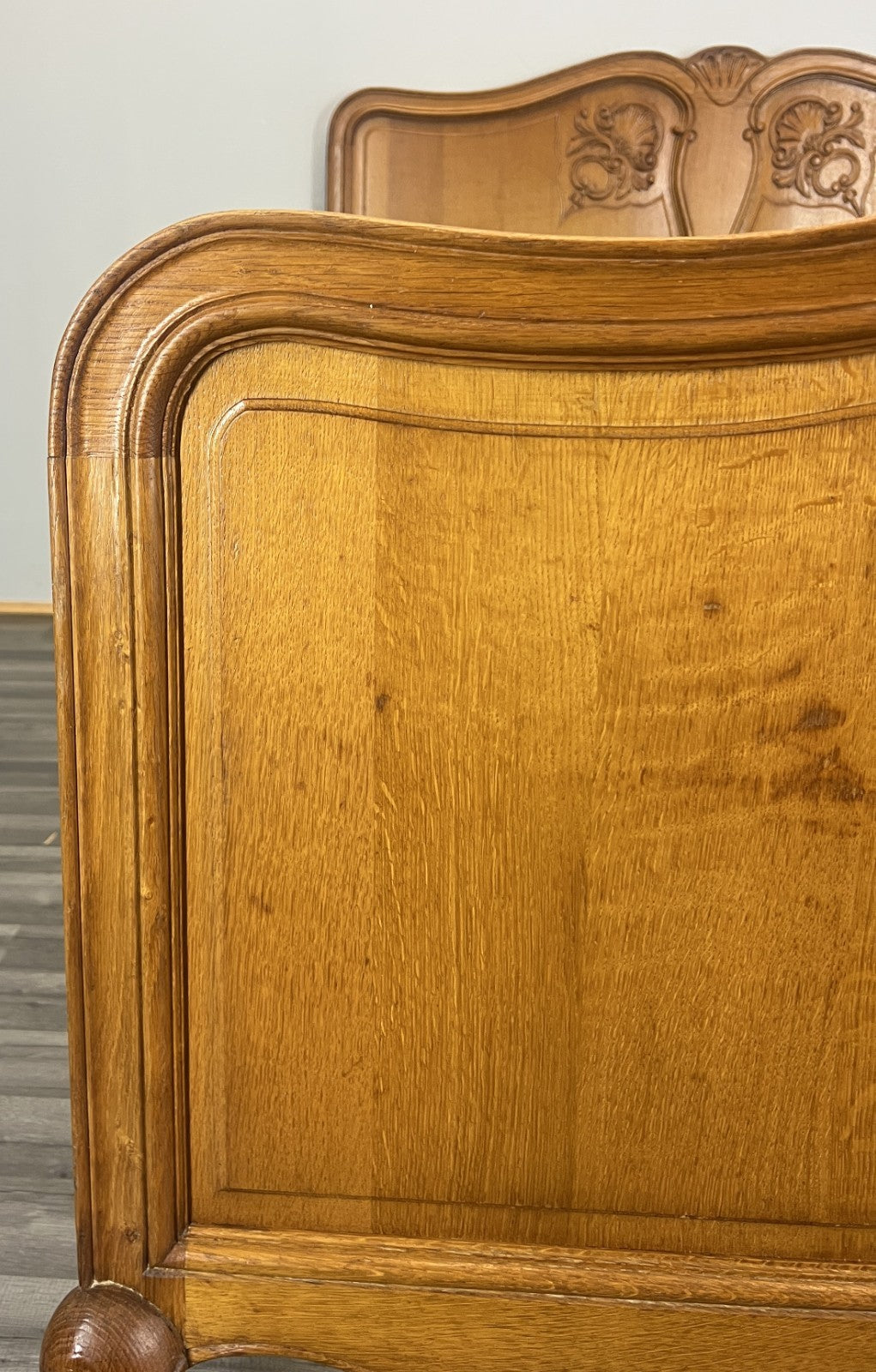 Bed Vintage French Louis XVI Double Bed Frame Oak Carved Headboard LOT 46076