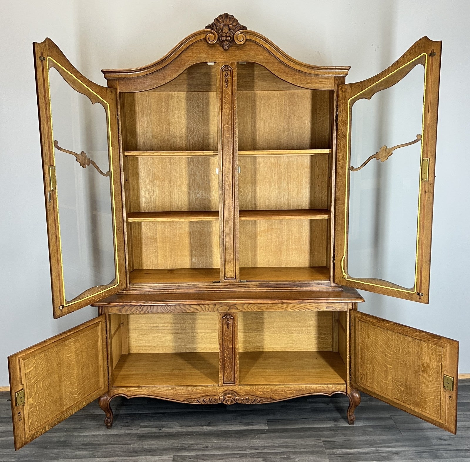 Bookcase Vintage French Louis XIV Oak Display Cabinet Carved Sideboard LOT 457811