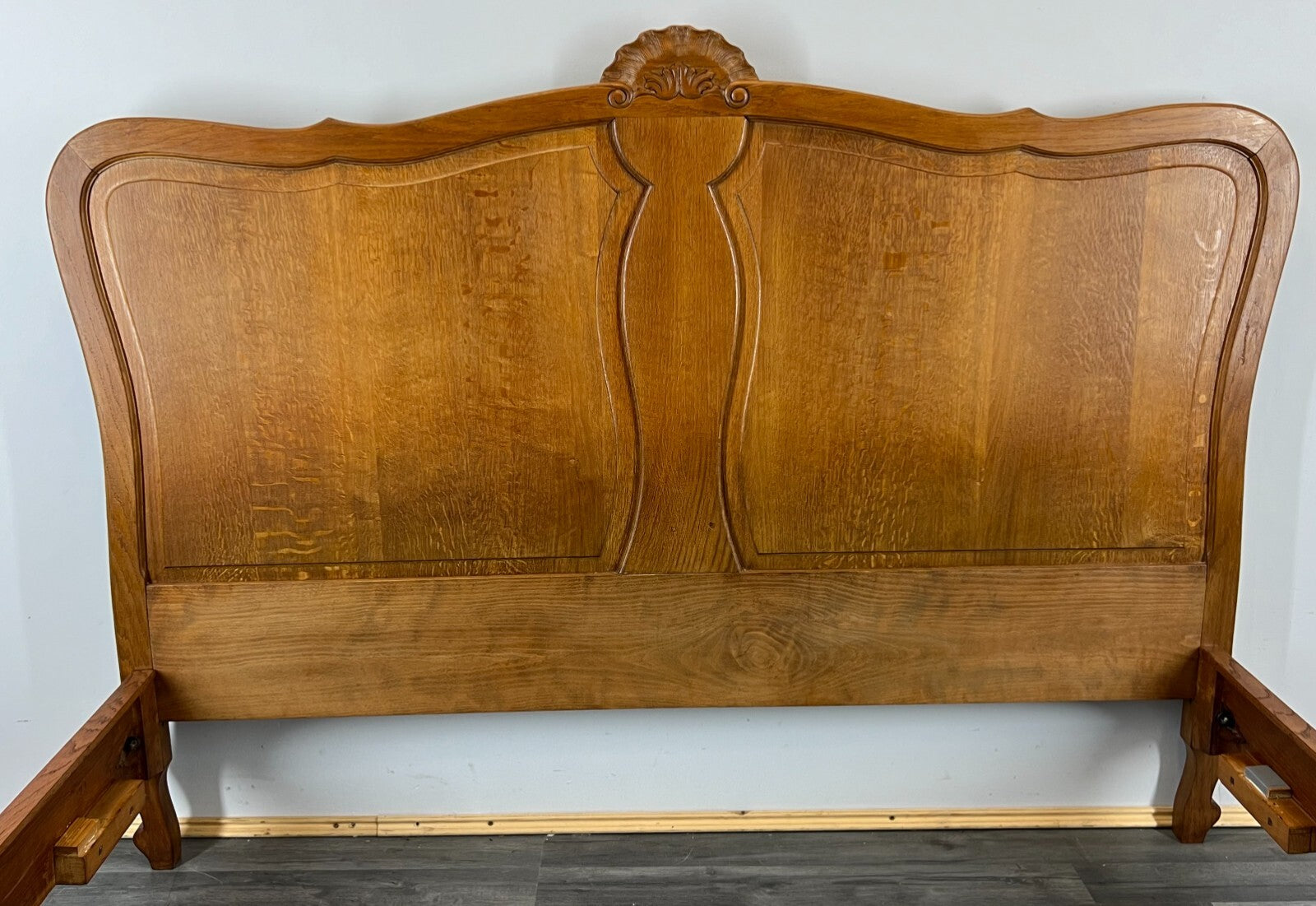 Bed Vintage French Louis XVI Oak Double Bed Frame Carved Headboard LOT 29963