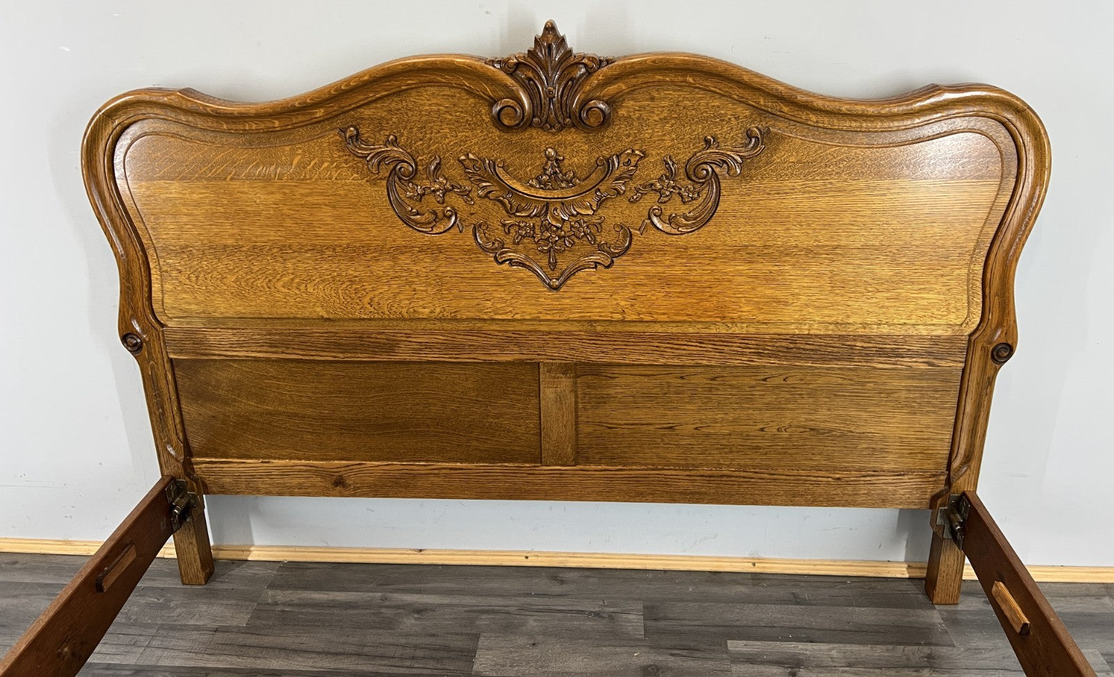 Bed Vintage French Louis XVI Double Bed Frame Oak Carved Headboard LOT 46126