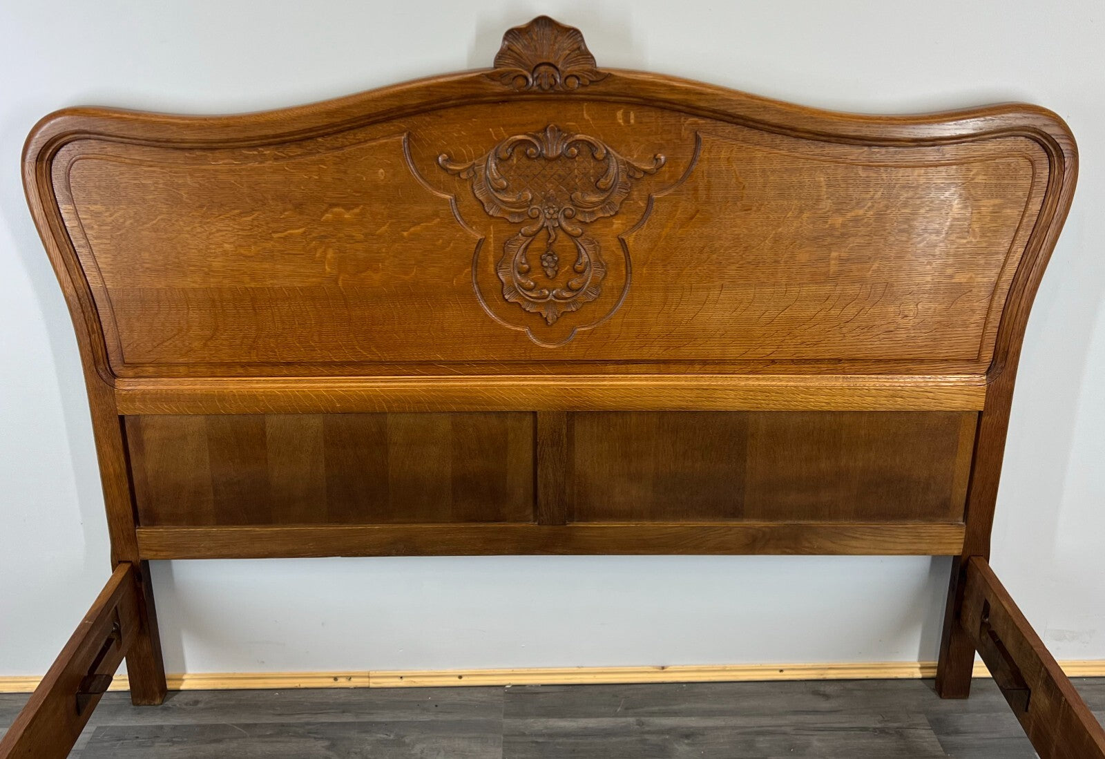 Louis XV Style Vintage French oak Double Bed (LOT 2512)5