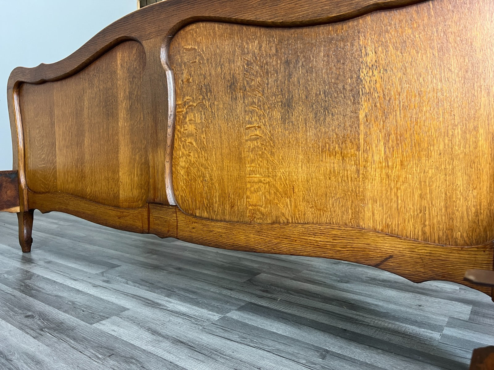 Bed Vintage French Louis XVI Double Bed Frame Oak Carved Headboard LOT 463510