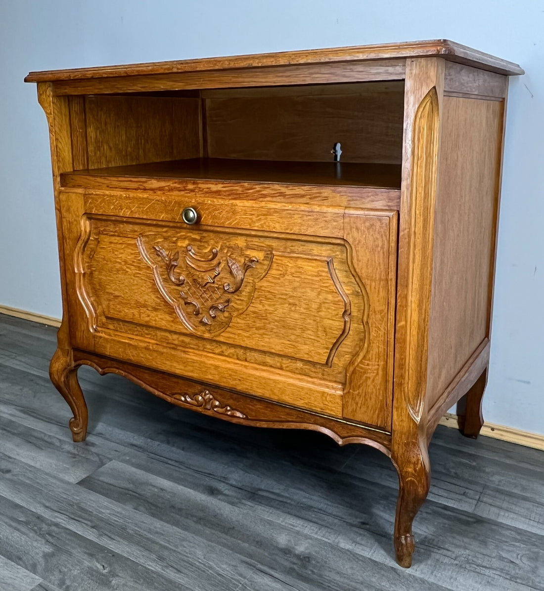 Cabinet Vintage French Louis XIV Storage Sideboard Carved Cupboard LOT 17990