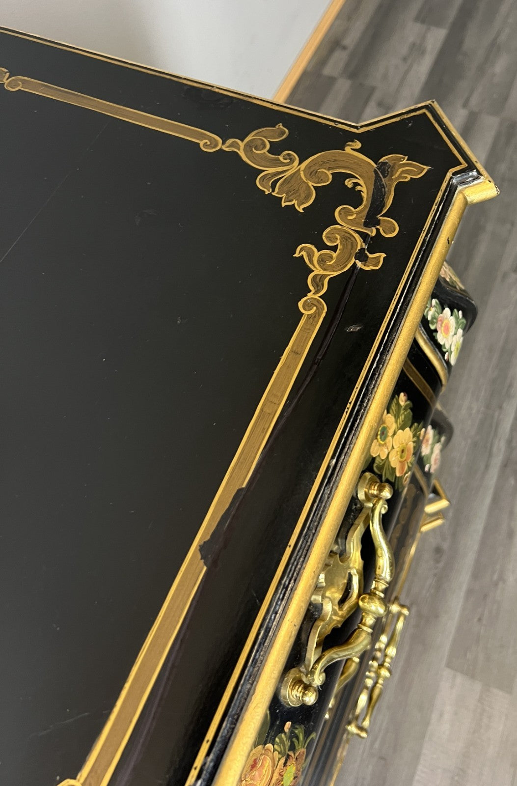 Cabinet Vintage French Style Painted Floral 3 Drawer Chest Sideboard LOT 439716