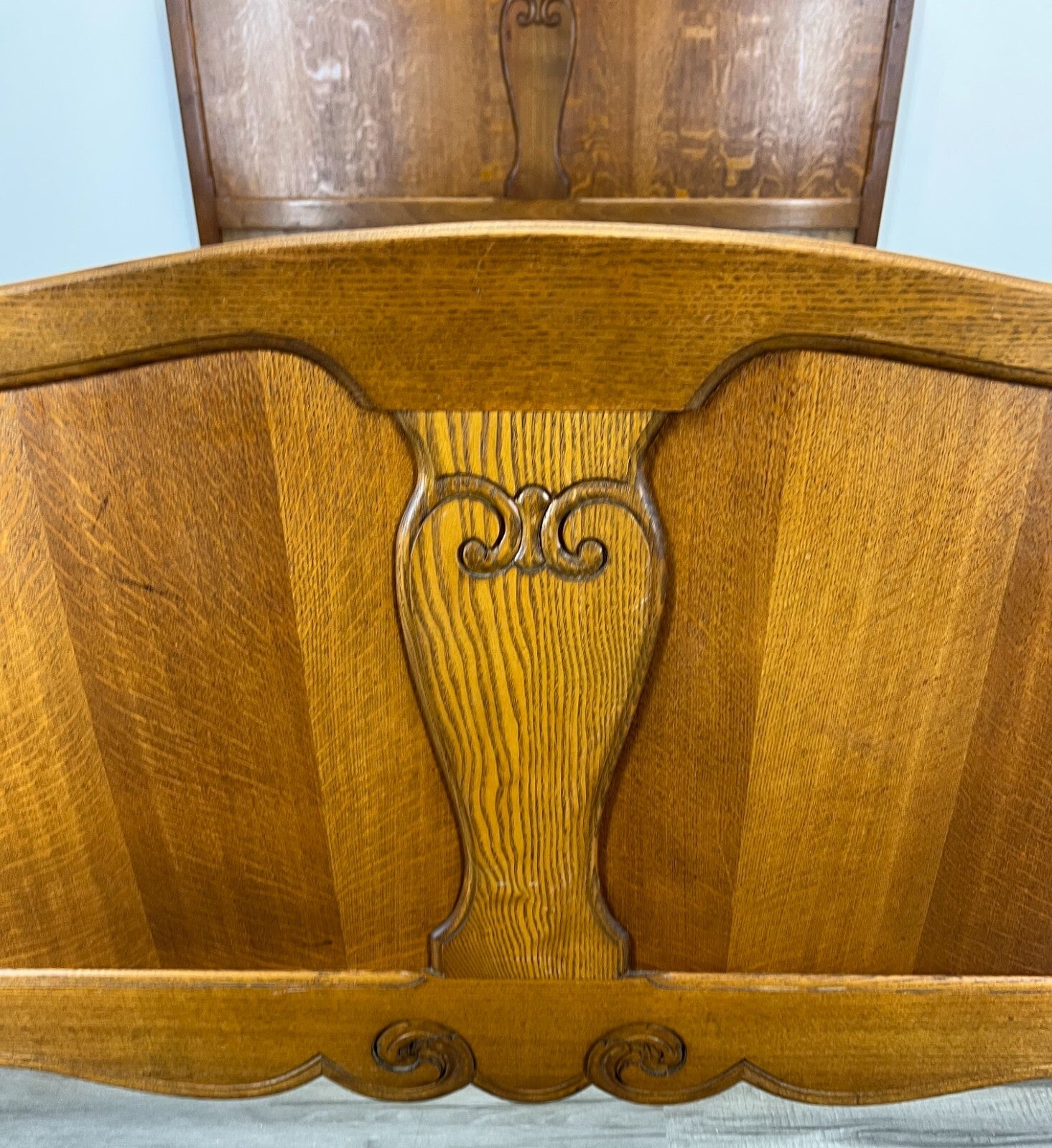 Bed Vintage French Louis XVI Double Bed Frame Oak Carved Headboard LOT 19725