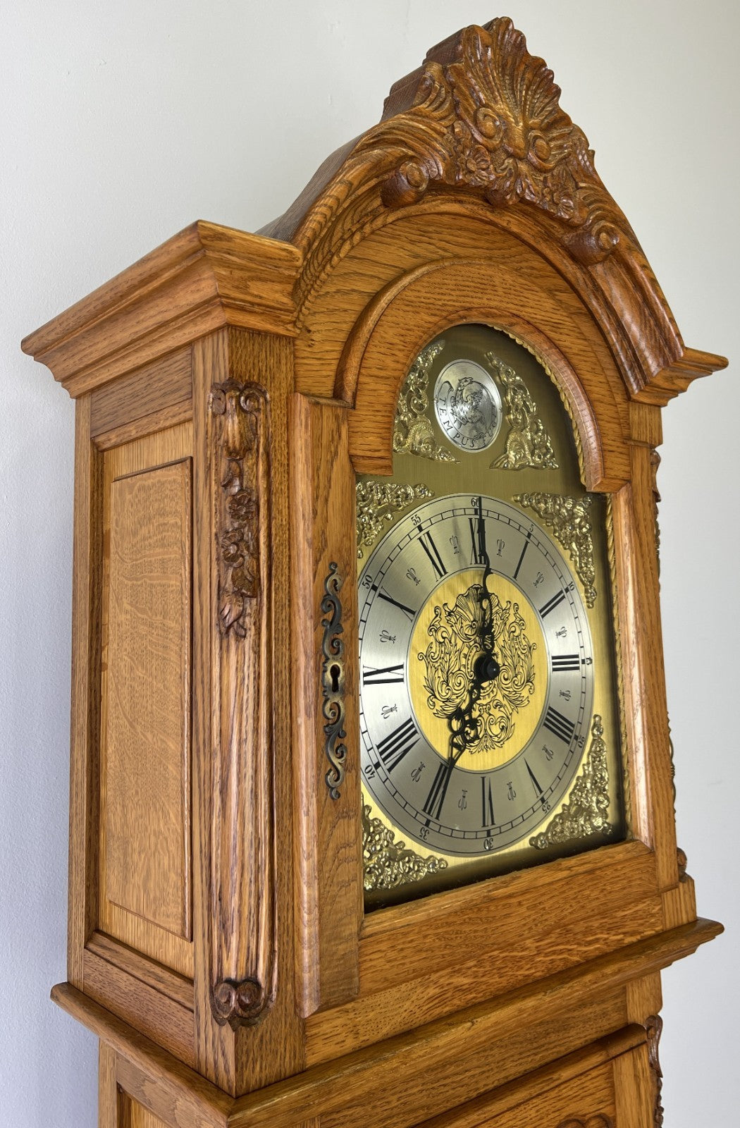 Grandfather Clock Vintage French Louis Style Oak Decorative Clock LOT 48920