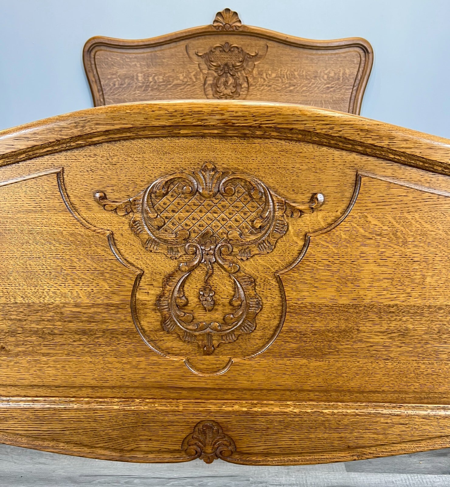 Bed Vintage French Louis XVI Oak Double Bed Frame Carved Headboard LOT 36674
