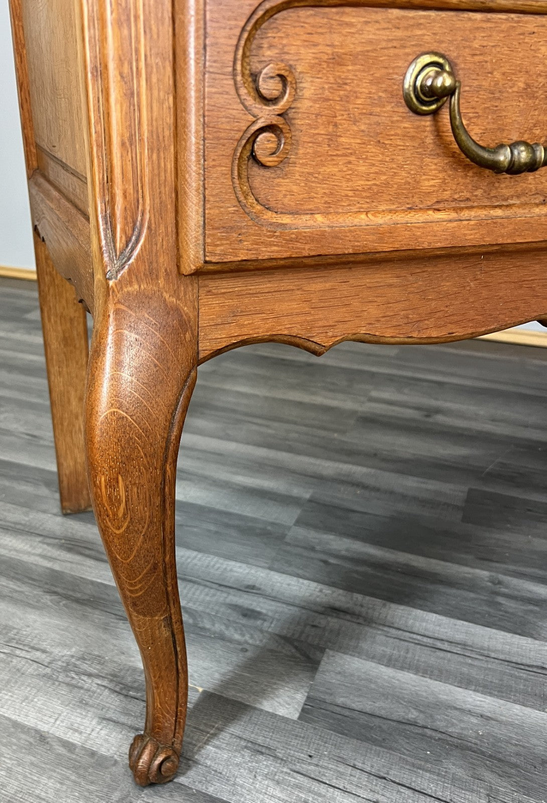 Vintage Dressing Table with Mirror French Oak Louis Vanity Table Makeup LOT 45178